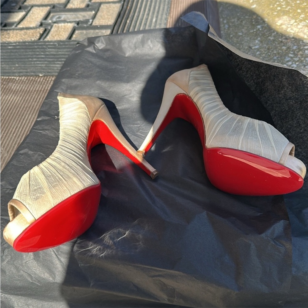 Authentic Christian Louboutin Cream dress heels